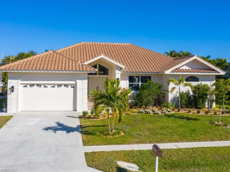 MARCO ISLAND