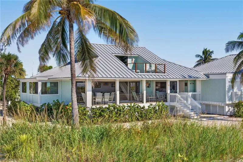 CAPTIVA
