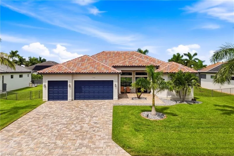 CAPE CORAL