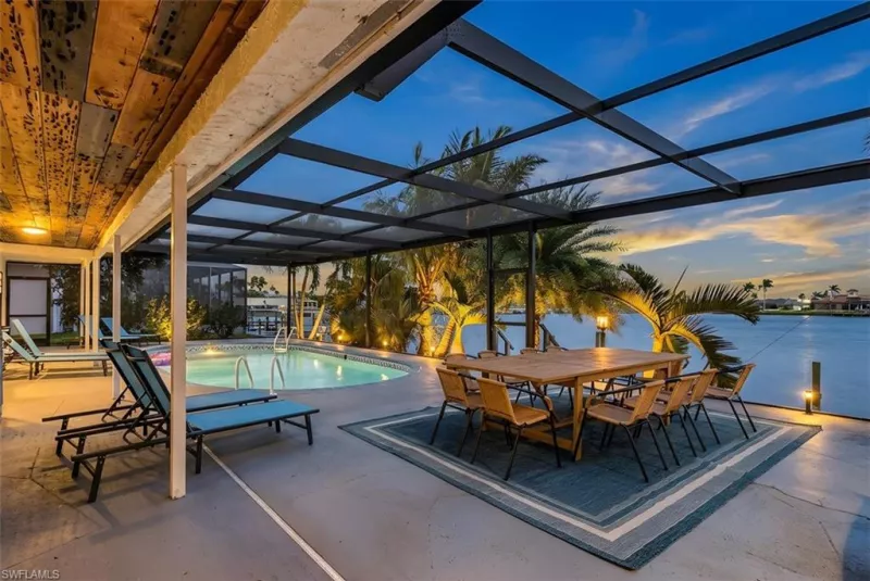 CAPE CORAL