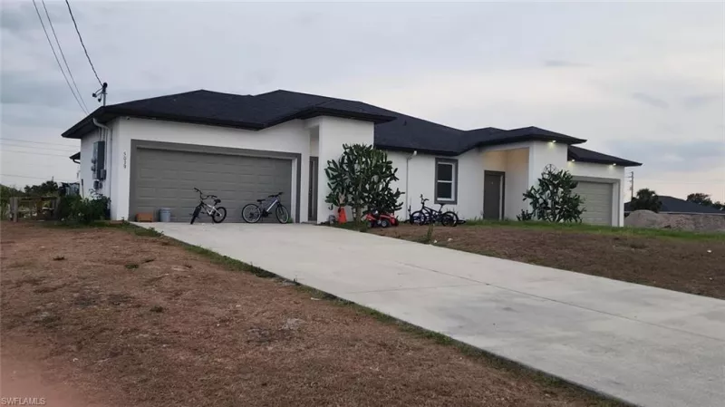 LEHIGH ACRES
