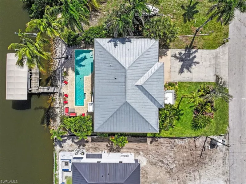 BONITA SPRINGS