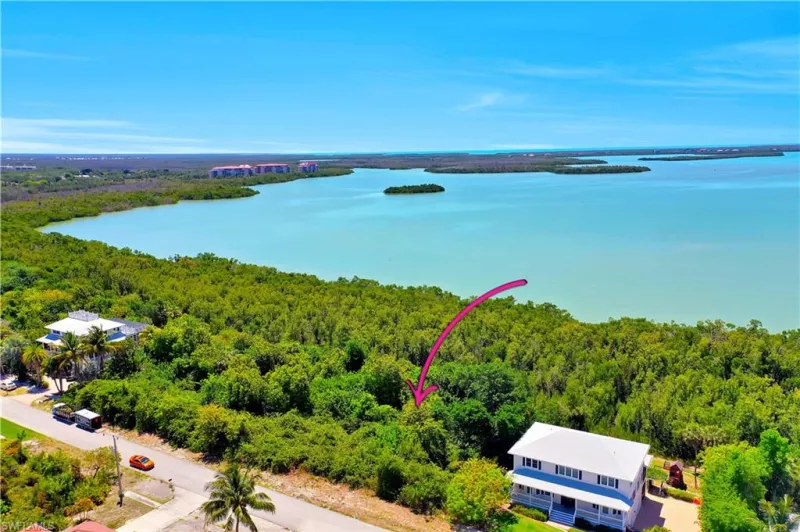 MARCO ISLAND