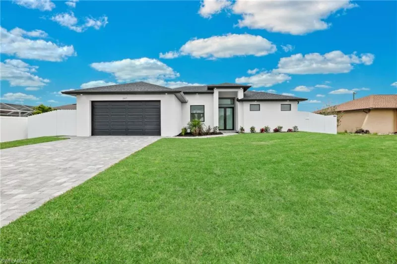 CAPE CORAL