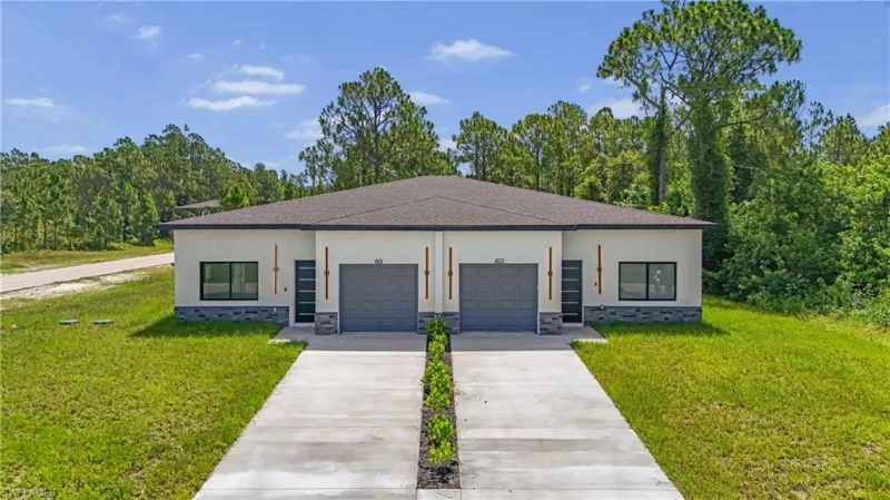 LEHIGH ACRES