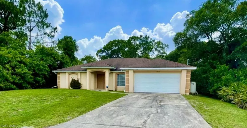 LEHIGH ACRES