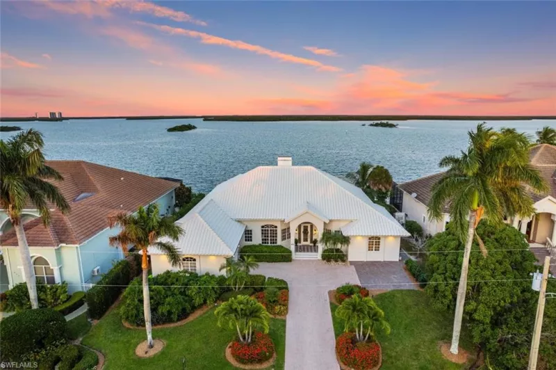 MARCO ISLAND