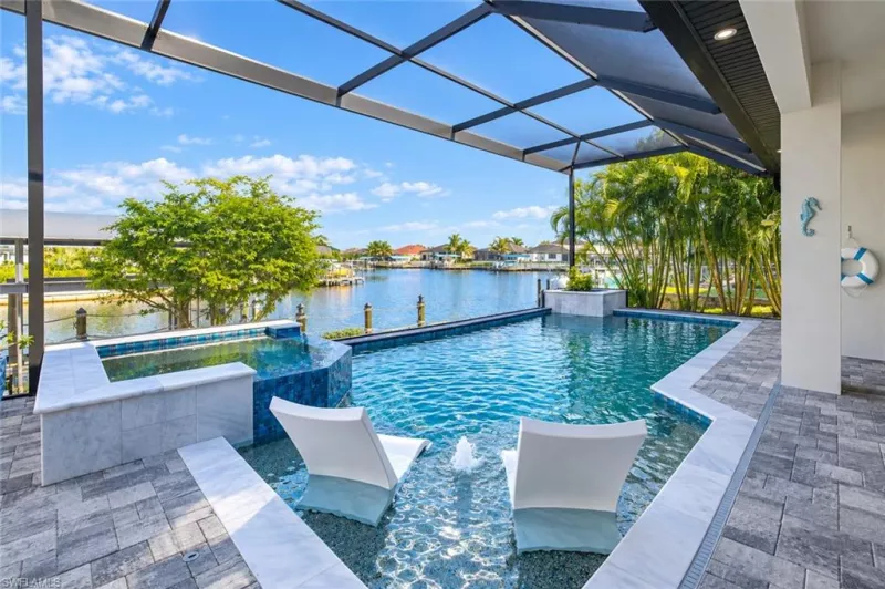 CAPE CORAL