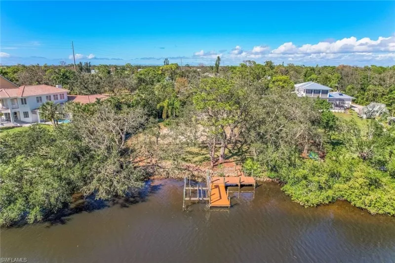 ESTERO