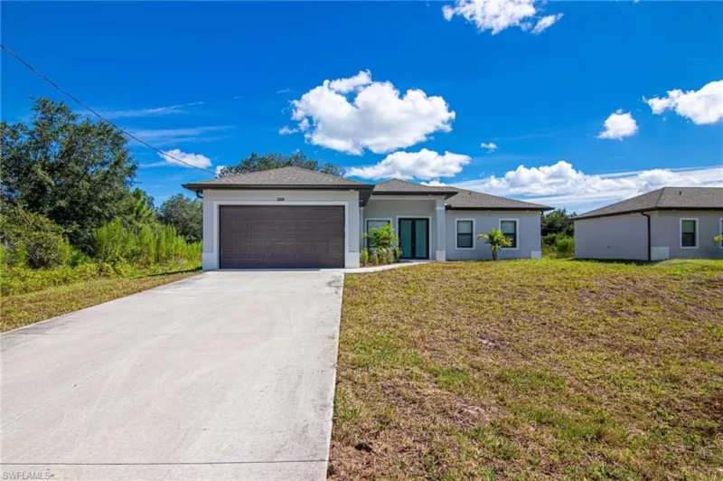 LEHIGH ACRES