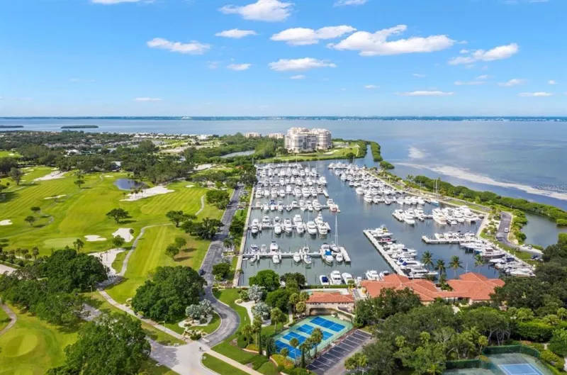 LONGBOAT KEY