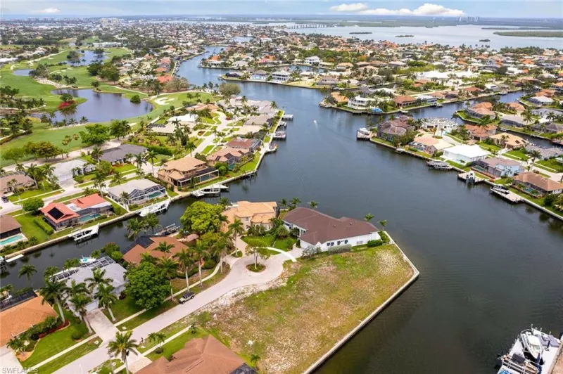 MARCO ISLAND