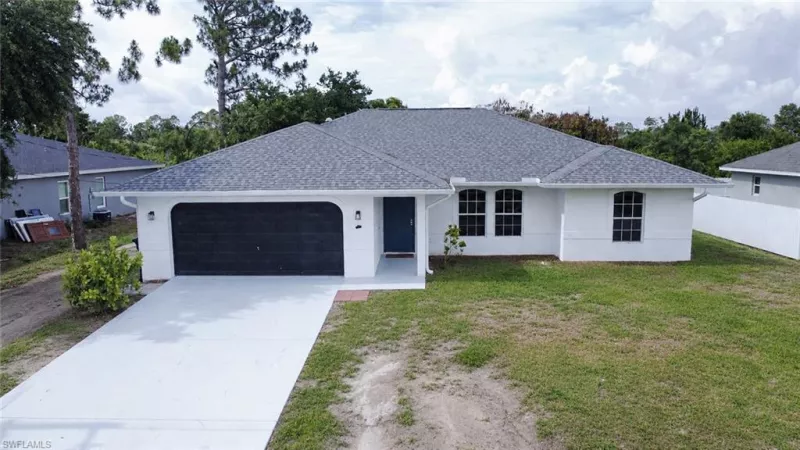 LEHIGH ACRES