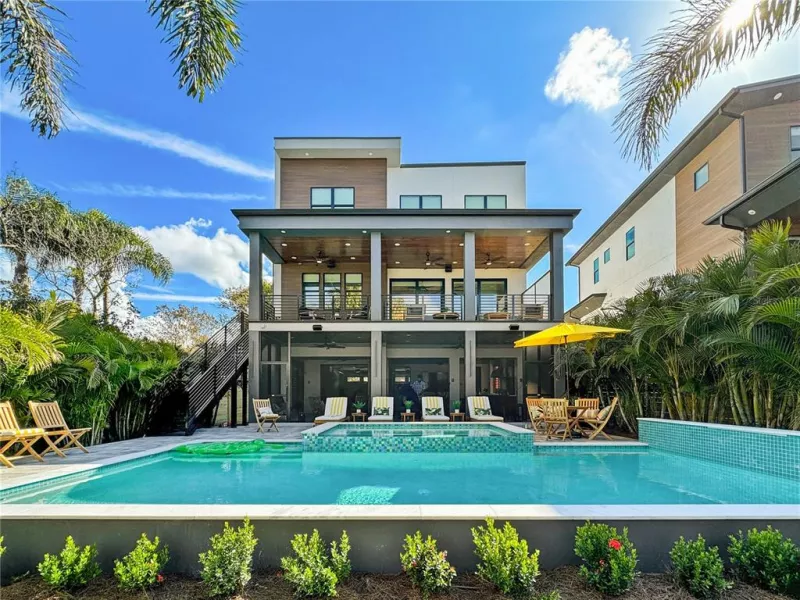 TAMPA