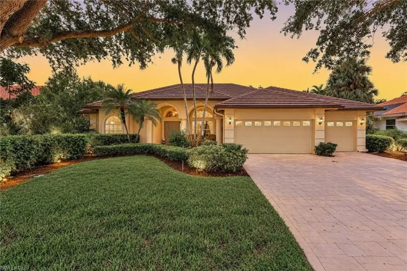 BONITA SPRINGS