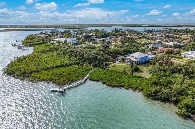 MARCO ISLAND