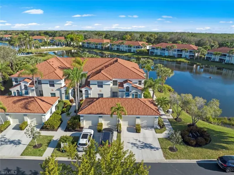 ESTERO