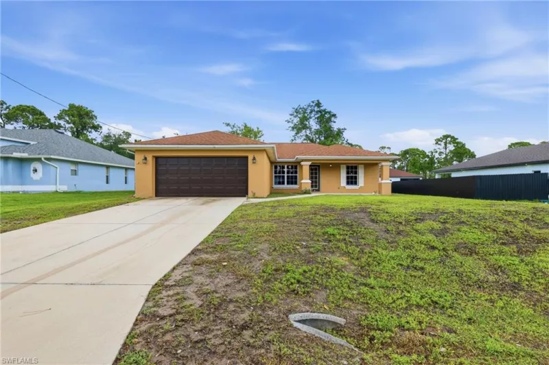 LEHIGH ACRES