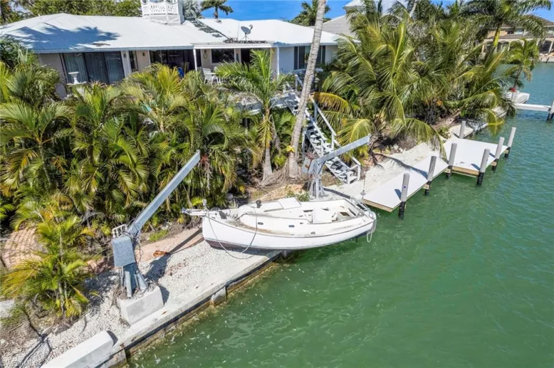 MARCO ISLAND