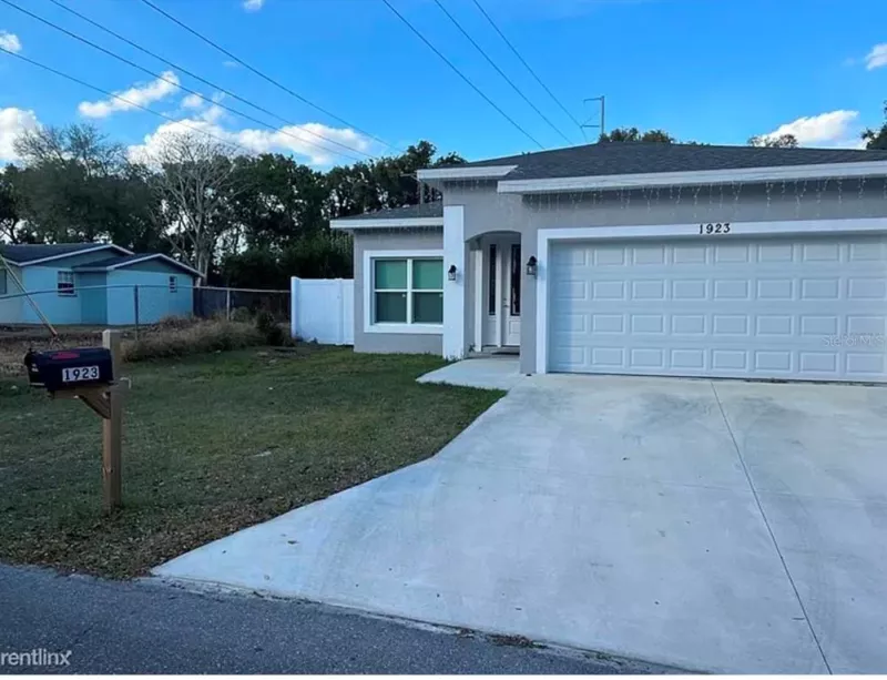 TAMPA