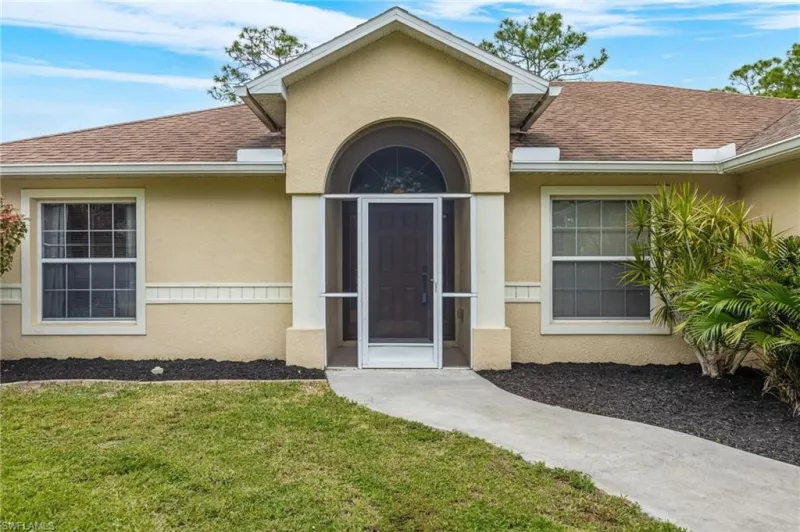 LEHIGH ACRES