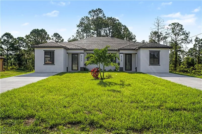 LEHIGH ACRES
