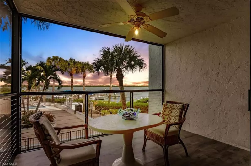 MARCO ISLAND