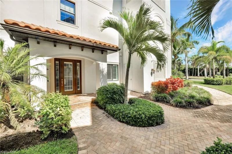 BONITA SPRINGS