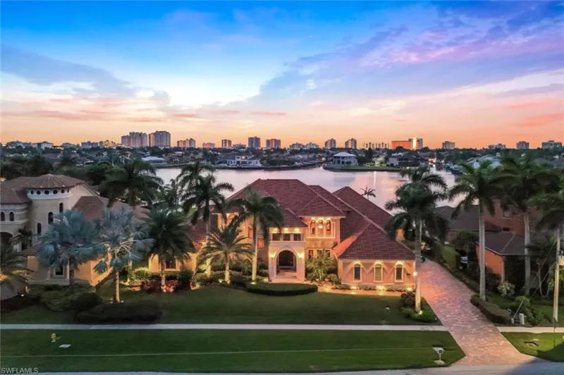 MARCO ISLAND