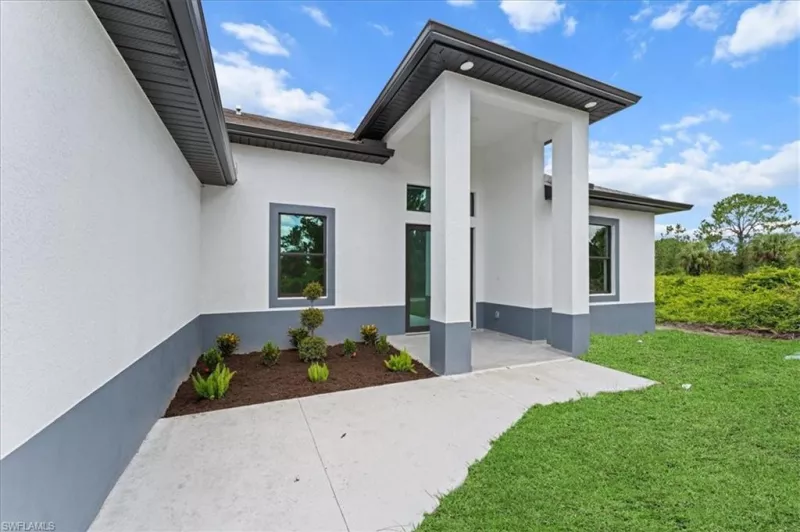 LEHIGH ACRES