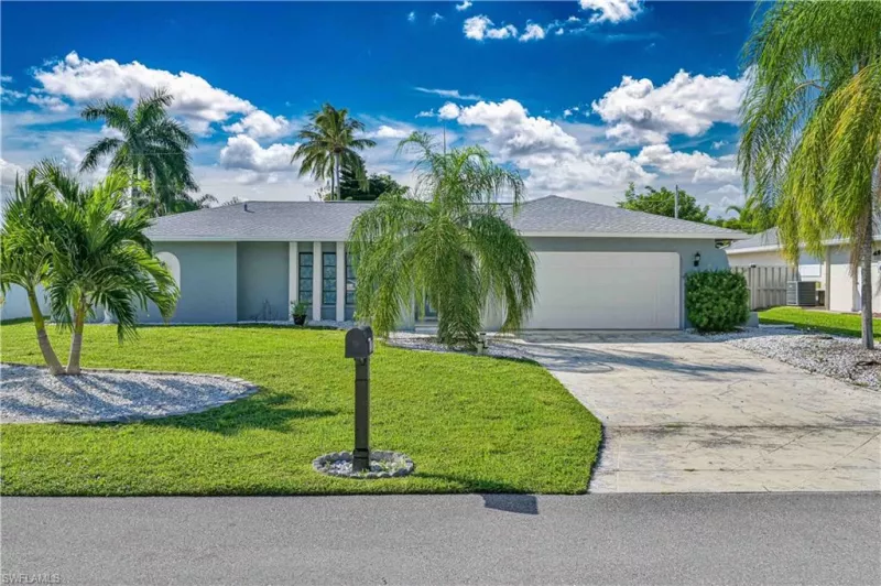 CAPE CORAL