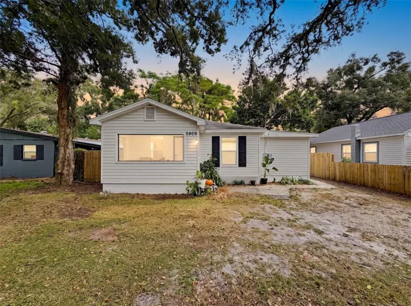 TAMPA