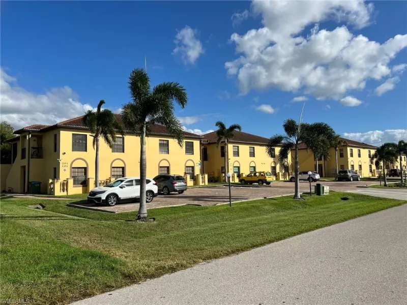 CAPE CORAL