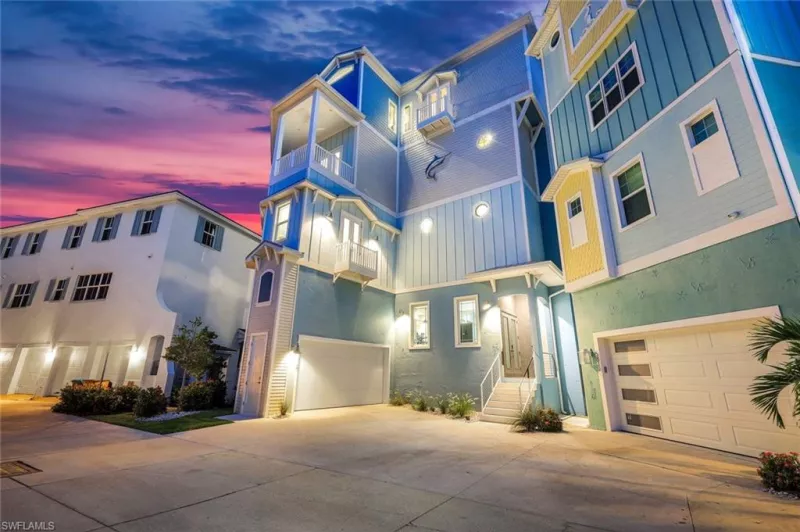 CAPE CORAL