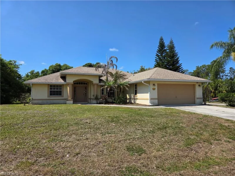 LEHIGH ACRES