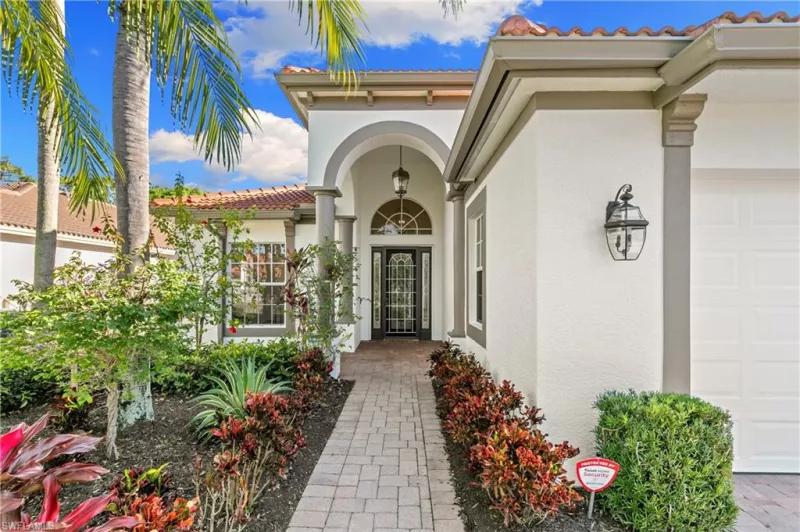 BONITA SPRINGS