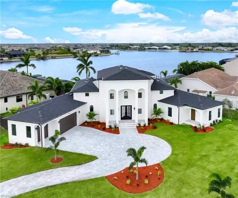 CAPE CORAL