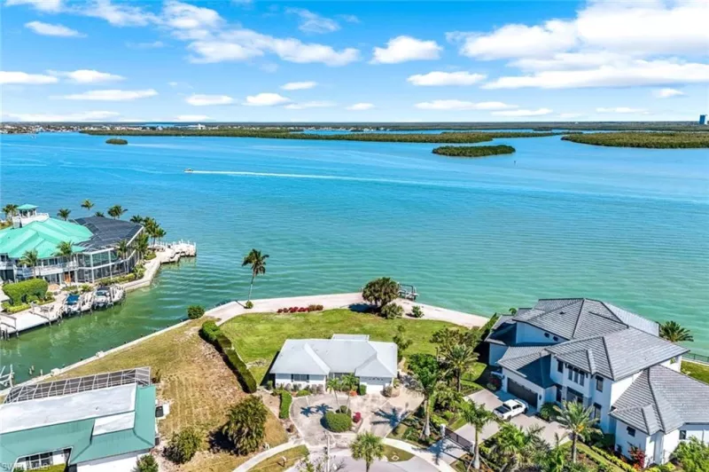 MARCO ISLAND