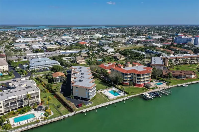 MARCO ISLAND