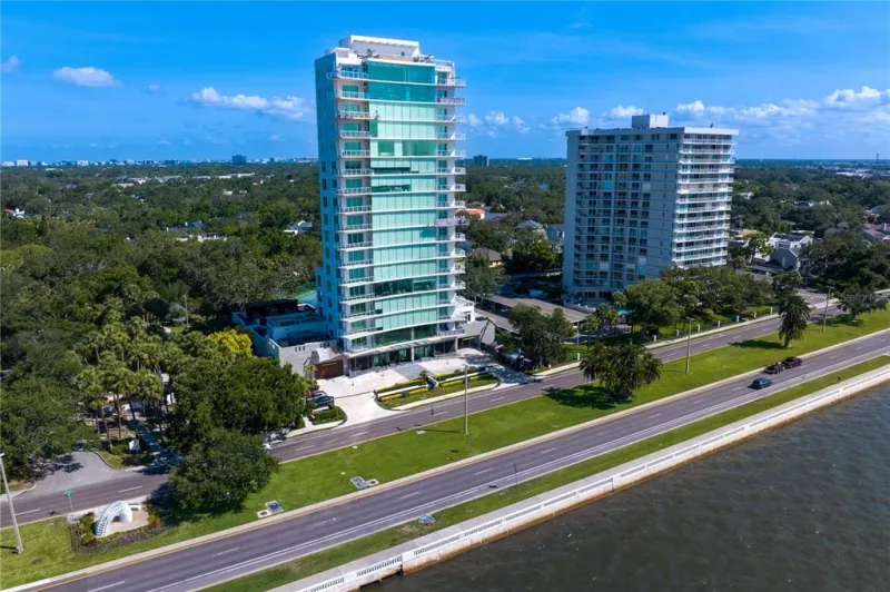 TAMPA