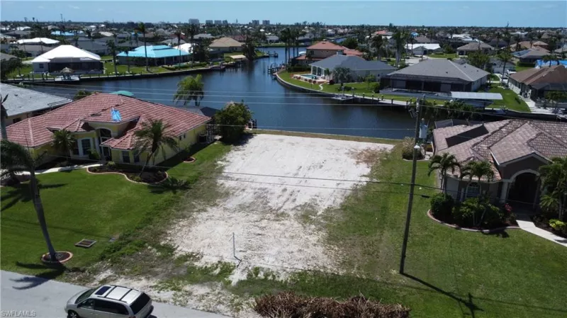 CAPE CORAL