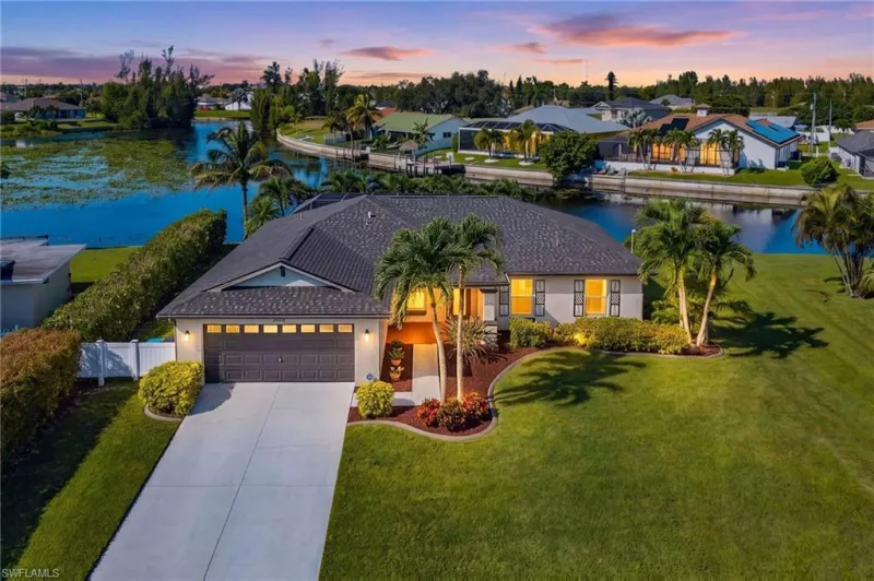 CAPE CORAL