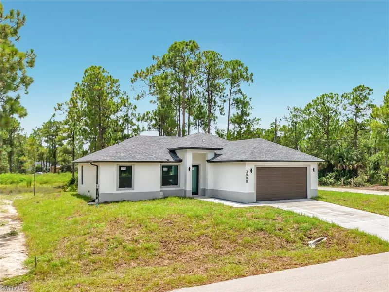 LEHIGH ACRES