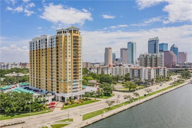 TAMPA