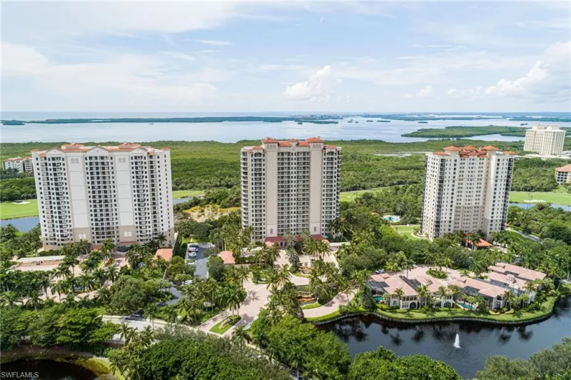 ESTERO