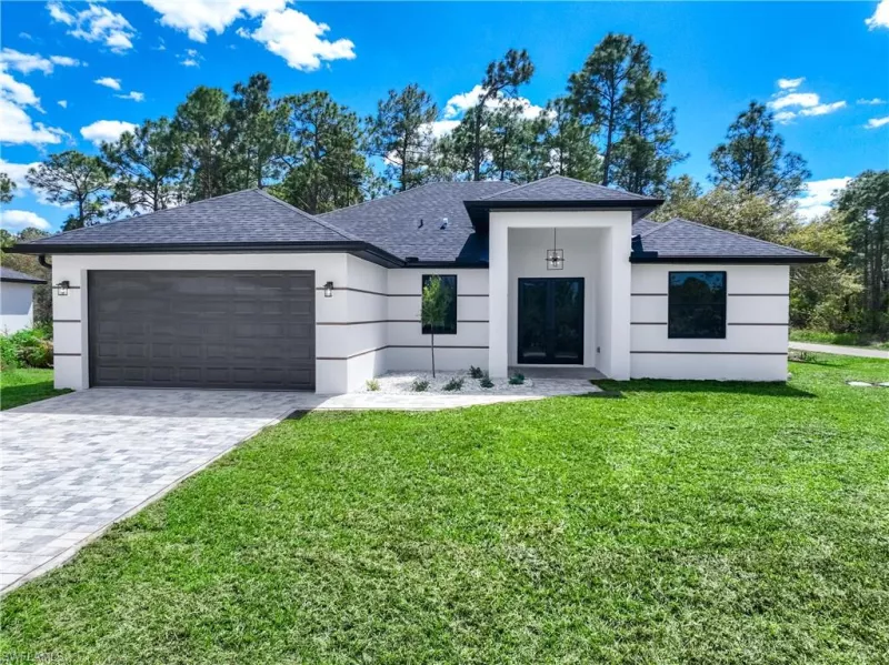 LEHIGH ACRES