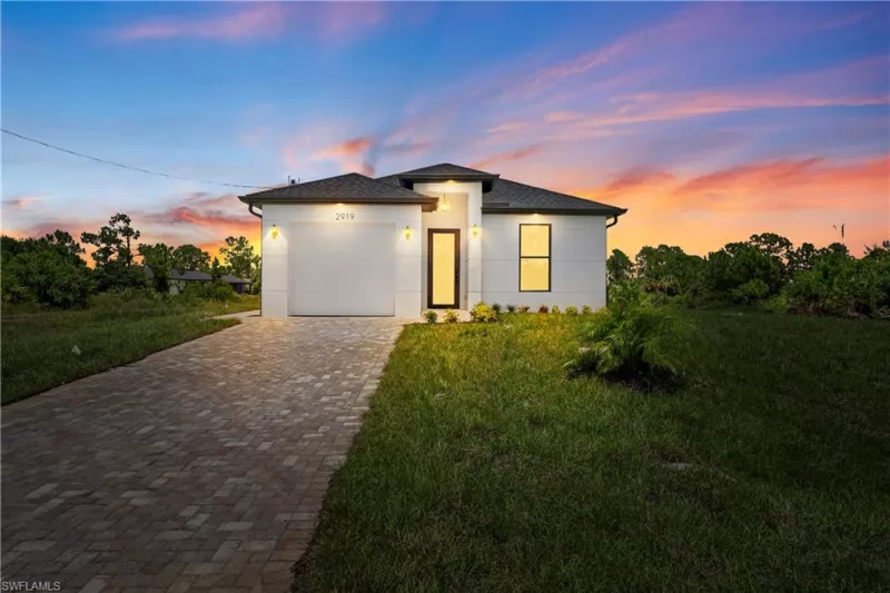 LEHIGH ACRES