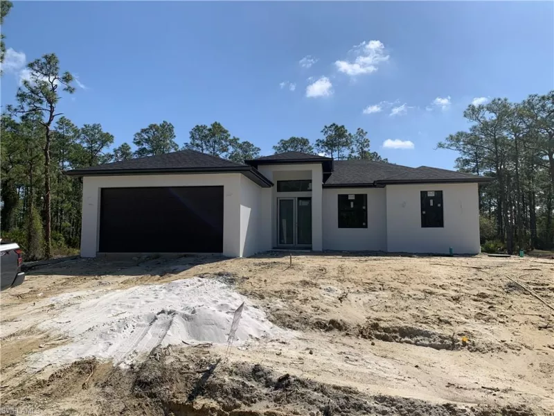 LEHIGH ACRES
