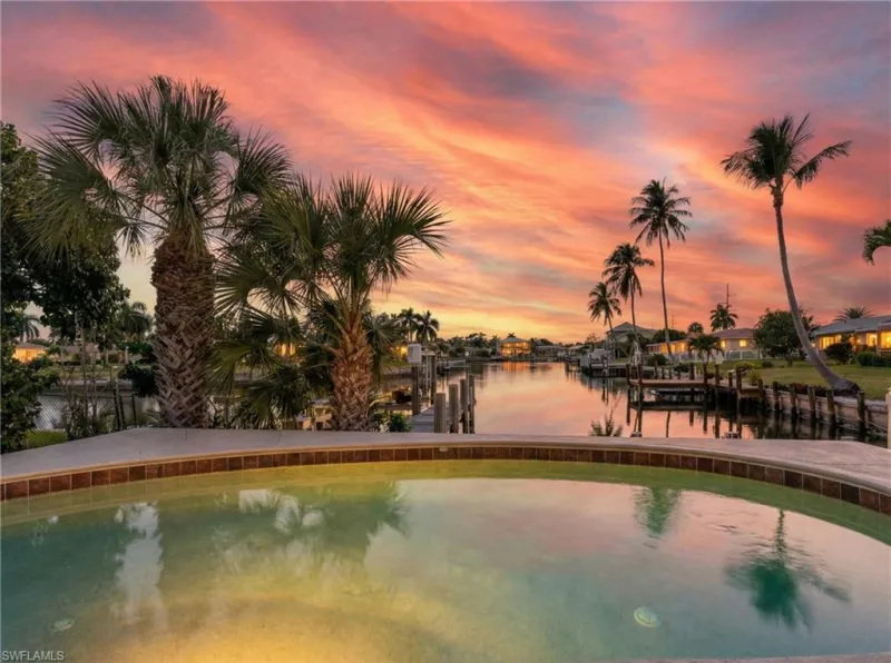 MARCO ISLAND