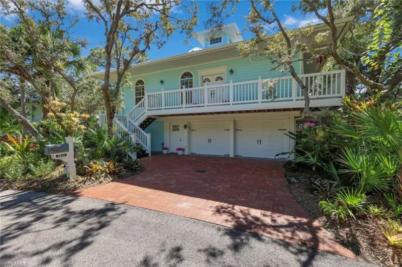BONITA SPRINGS